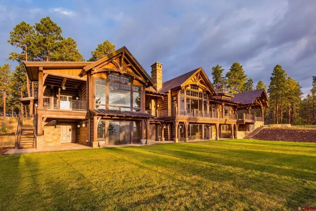 a view of a lake with houses