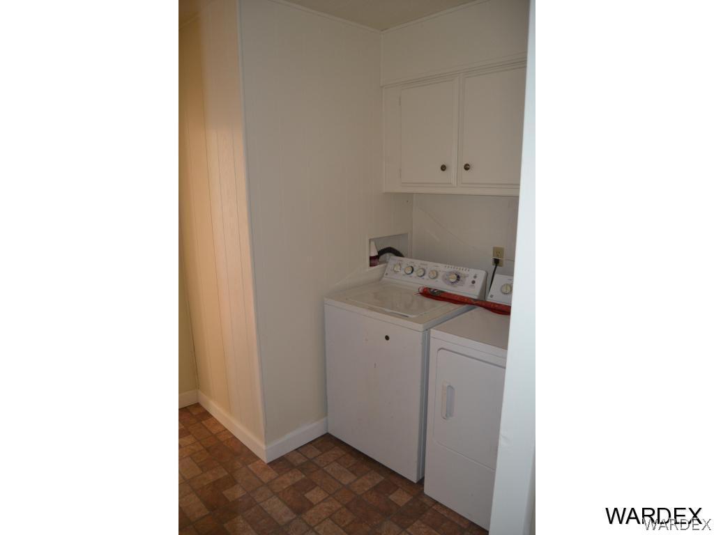 986 Ramar Road Bullhead City, AZ 86442 - Photo 15 of 20 laundry room