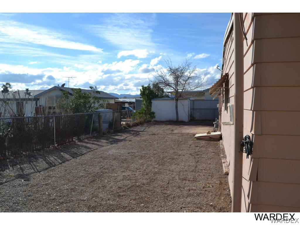 986 Ramar Road Bullhead City, AZ 86442 - Photo 18 of 20 Back yard