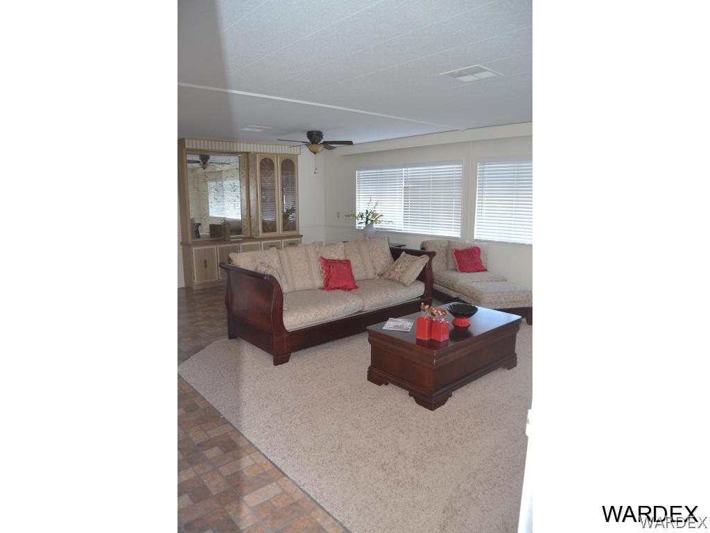 986 Ramar Road Bullhead City, AZ 86442 - Photo 2 of 20 Living Room