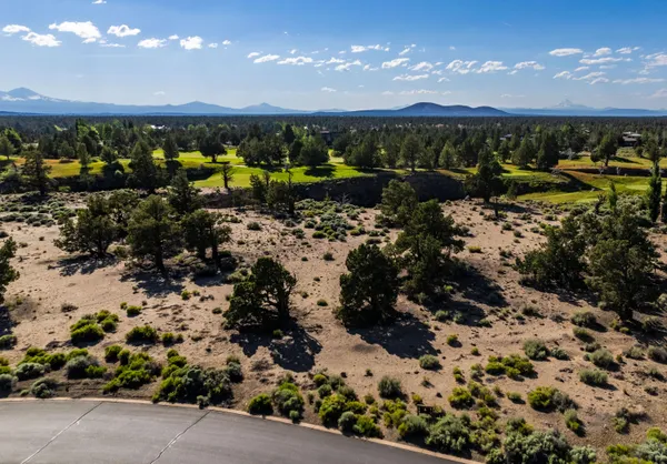 $399,000 | 65877 Sage Canyon Court, Unit 180, Bend, OR 97701