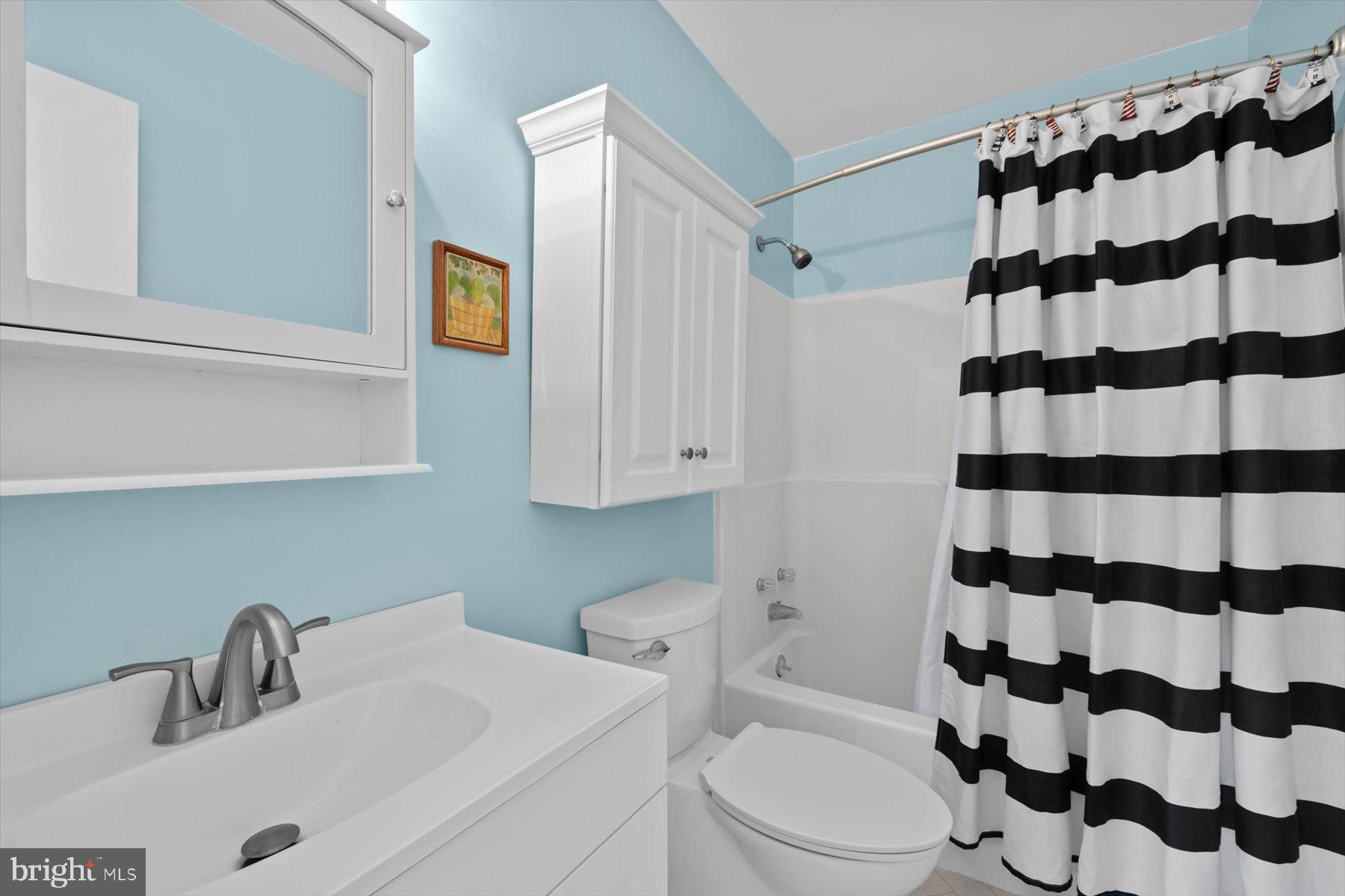 761 D Salt Pond Road Bethany Beach, DE 19930 - Photo 17 of 47 Primary Bathroom