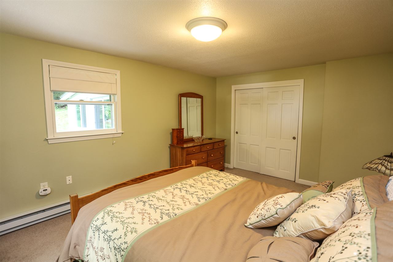 73 Foote Road Bow, NH 03304 - Photo 22 of 40