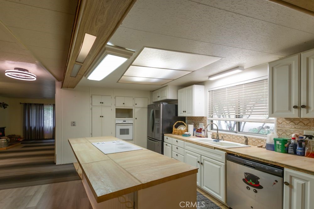 14845 Masterson Way Magalia, CA 95954 - Photo 5 of 26