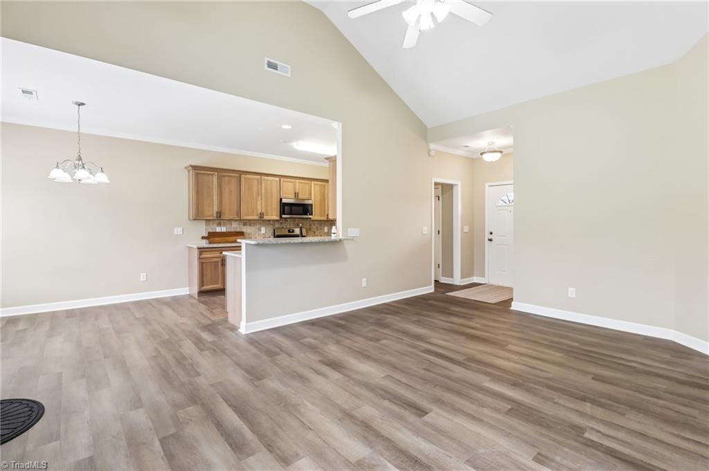 104 Mollie Road Harmony, NC 28634 - Photo 5 of 25