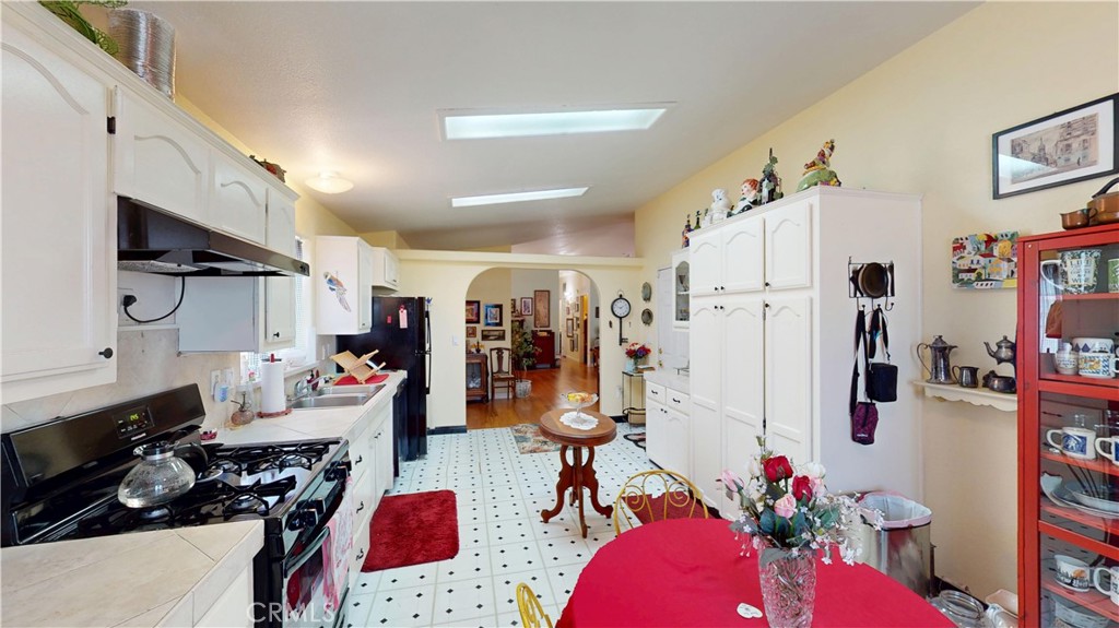 7271 Katella Avenue, Unit 101 Stanton, CA 90680 - Photo 3 of 16
