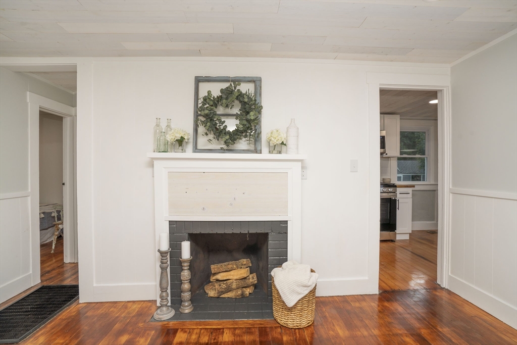235 Sconticut Neck Road Fairhaven, MA 02719 - Photo 15 of 27 Gallery Image 15