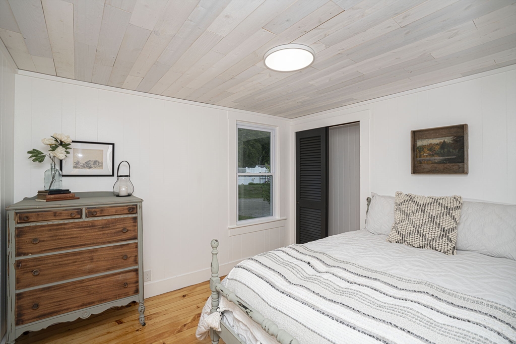235 Sconticut Neck Road Fairhaven, MA 02719 - Photo 17 of 27 Gallery Image 17
