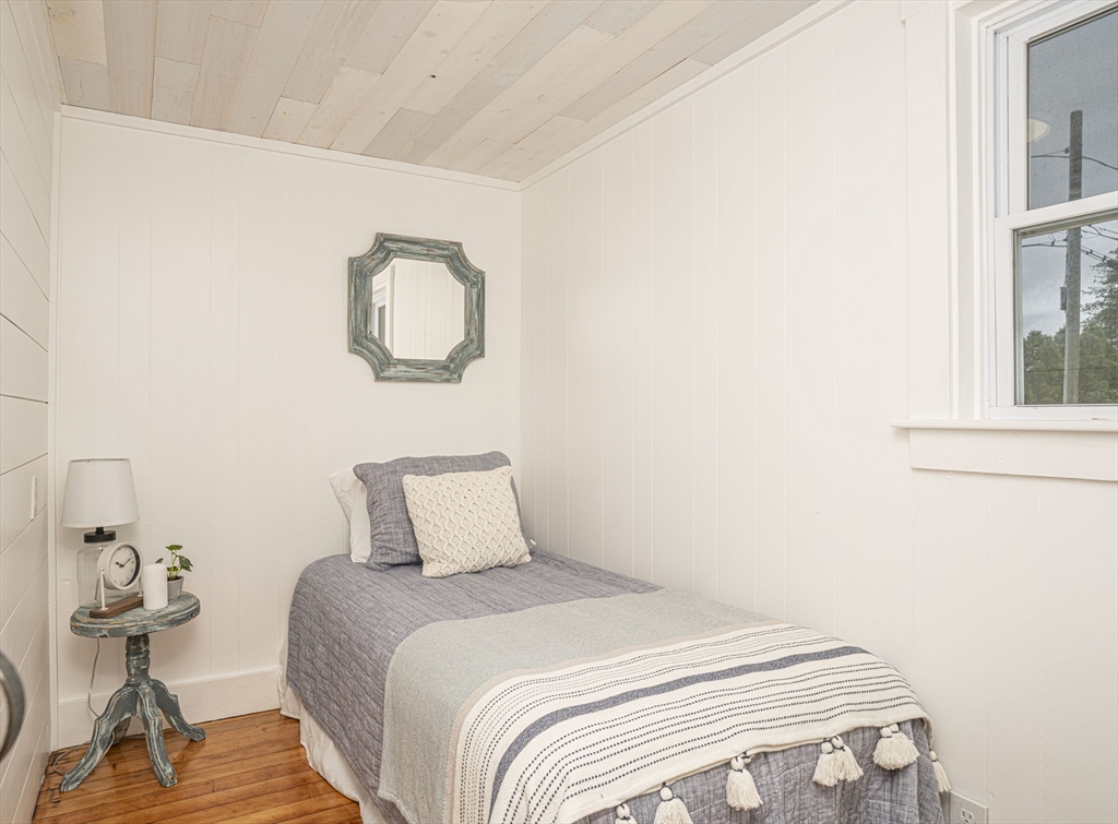 235 Sconticut Neck Road Fairhaven, MA 02719 - Photo 21 of 27 Gallery Image 21