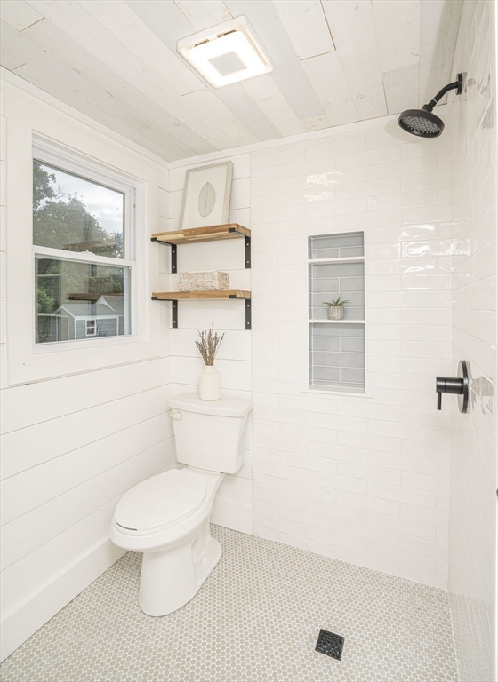 235 Sconticut Neck Road Fairhaven, MA 02719 - Photo 23 of 27 Gallery Image 23