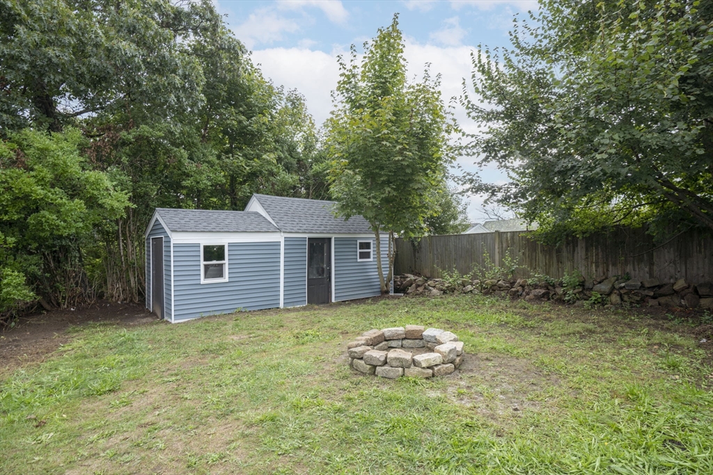235 Sconticut Neck Road Fairhaven, MA 02719 - Photo 5 of 27 Gallery Image 5