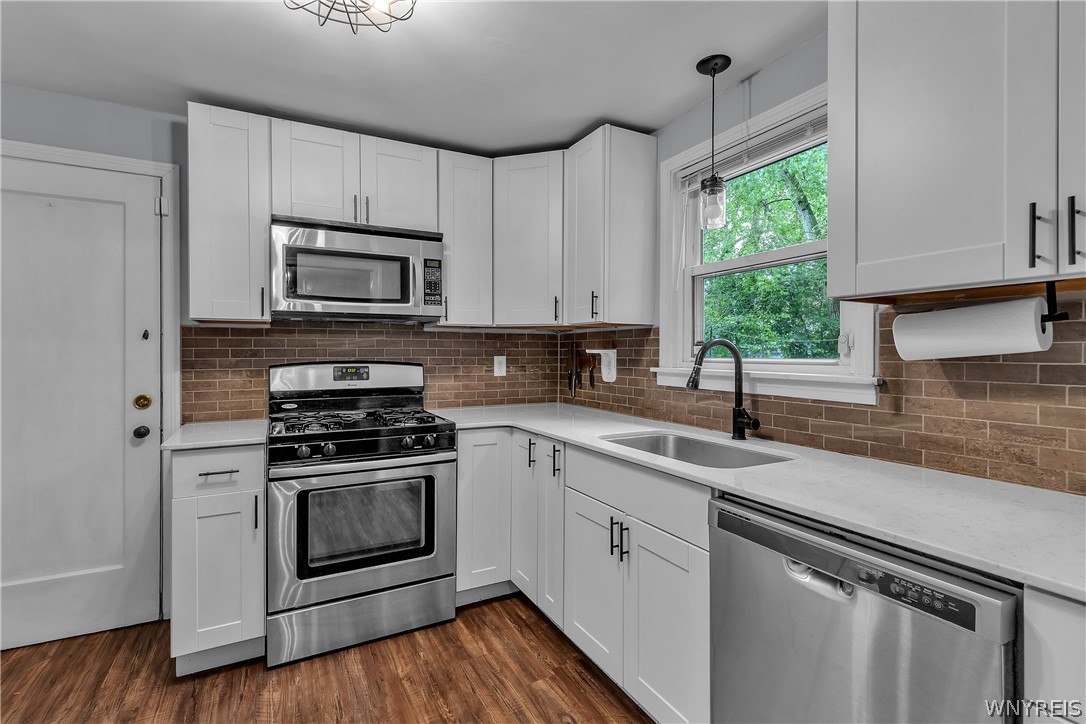 4173 Harlem Road Amherst, NY 14226 - Photo 15 of 49 Kitchen
