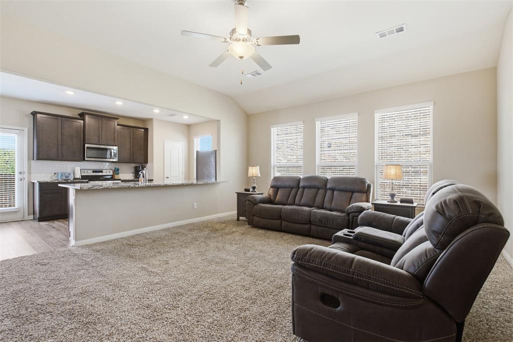 292 Wandering Stream Way Princeton, TX 75407 - Photo 7 of 40