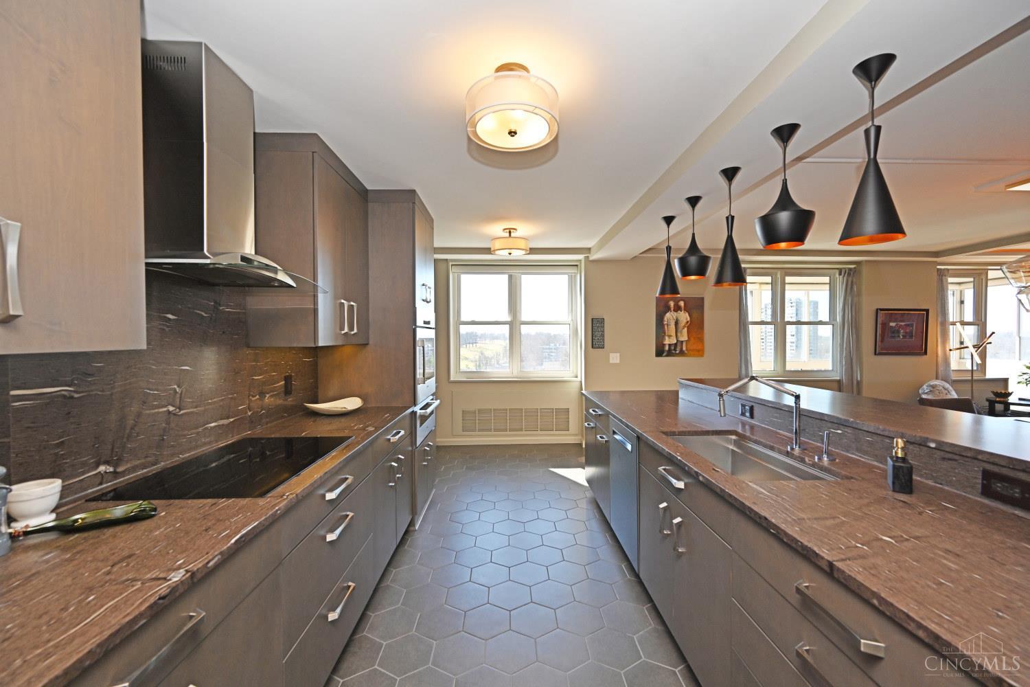 2444 Madison Road, Unit 1106 Cincinnati, OH 45208 - Photo 28 of 75 Gallery Image 28