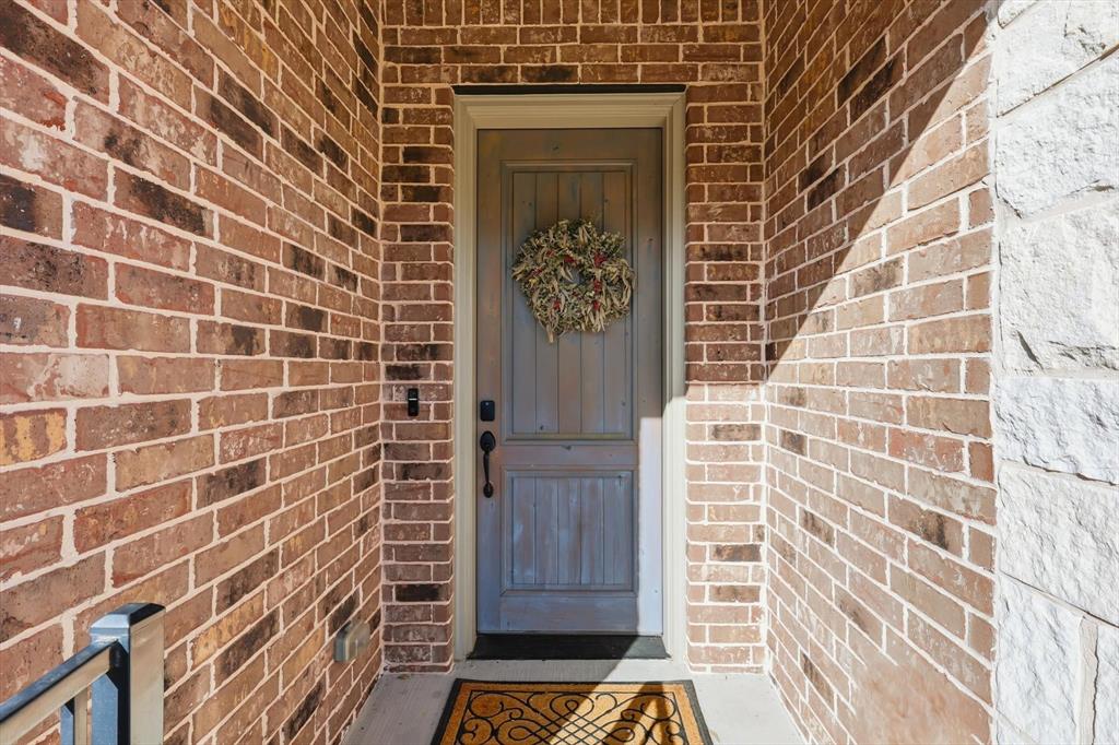 401 Lavender Lane Fairview, TX 75069 - Photo 6 of 40 a view of a door