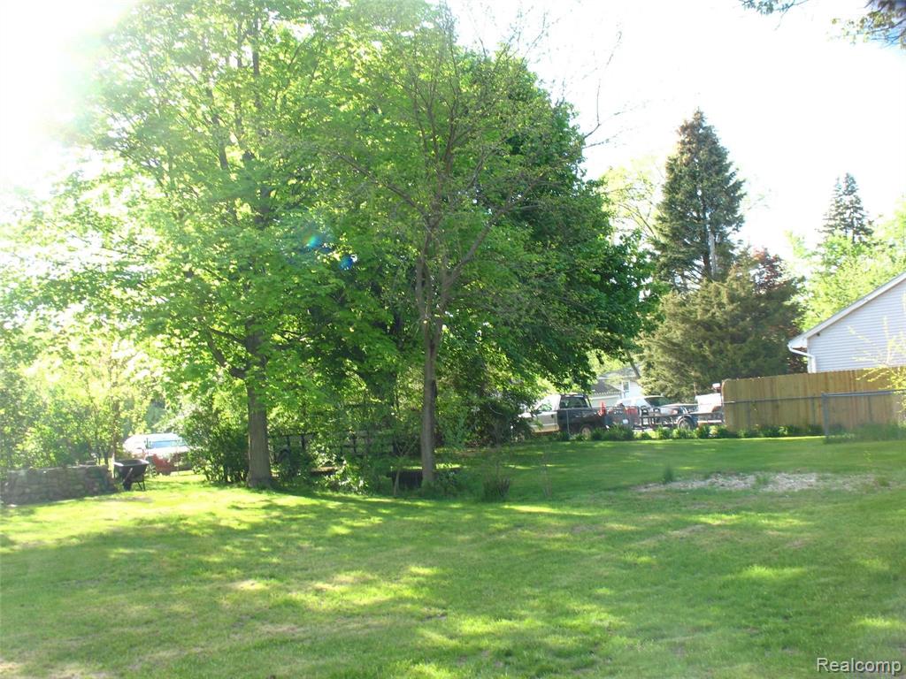 999999 Willhite Road Waterford, MI 48327 - Photo 1 of 6