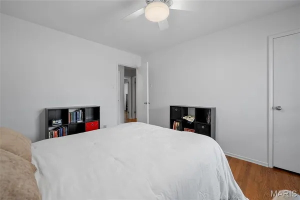 $689,900 | 2046 Willow Leaf Drive, St. Louis, MO 63131