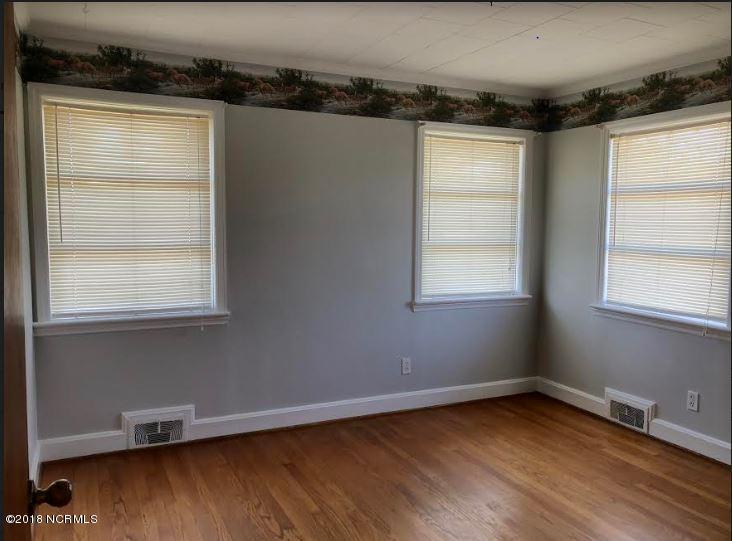 3291 Edmond Matthis Road Clinton, NC 28328 - Photo 6 of 13 br