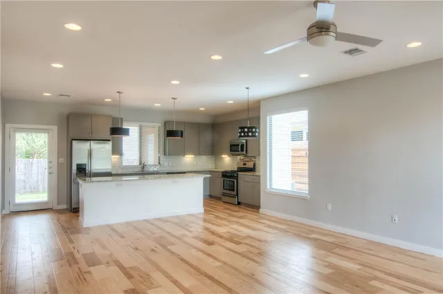 $7,900 | 4303 Red River Street, Austin, TX 78751