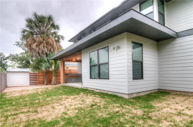 $7,900 | 4303 Red River Street, Austin, TX 78751