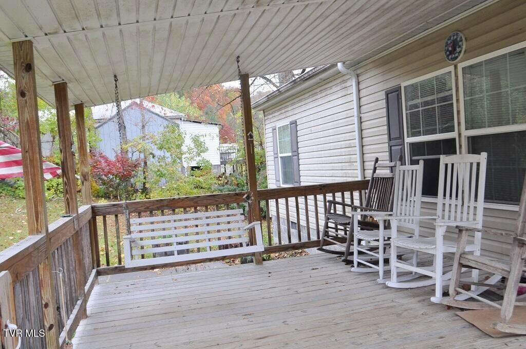 6004 Powell River Road Norton, VA 24273 - Photo 2 of 13 front porch