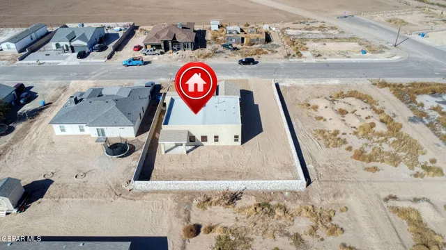 $335,000 | 450 Perla Bonita Road, Clint, TX 79836