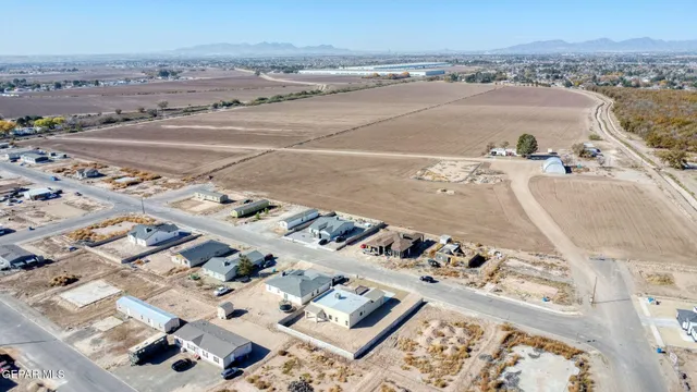 $335,000 | 450 Perla Bonita Road, Clint, TX 79836