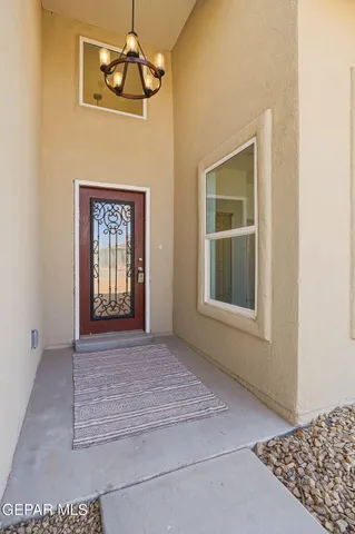 $335,000 | 450 Perla Bonita Road, Clint, TX 79836