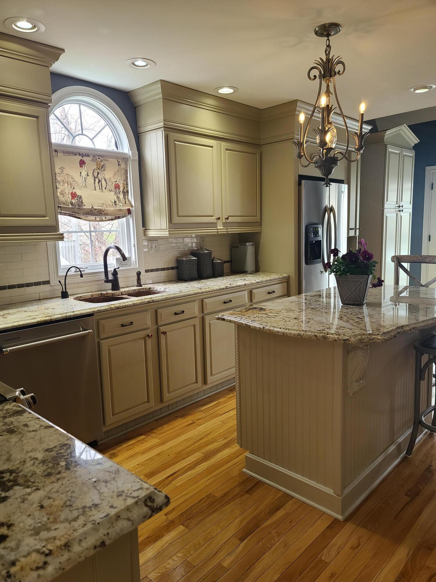 2208 Shaker Run Road Lexington, KY 40509 - Photo 5 of 36 20230328_143345