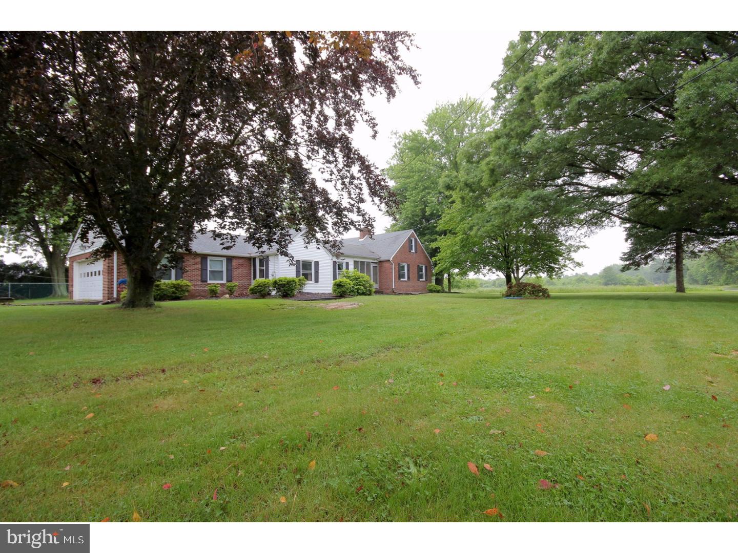 124 County House Road Sewell, NJ 08080 - Photo 1 of 23 Gallery Image 1