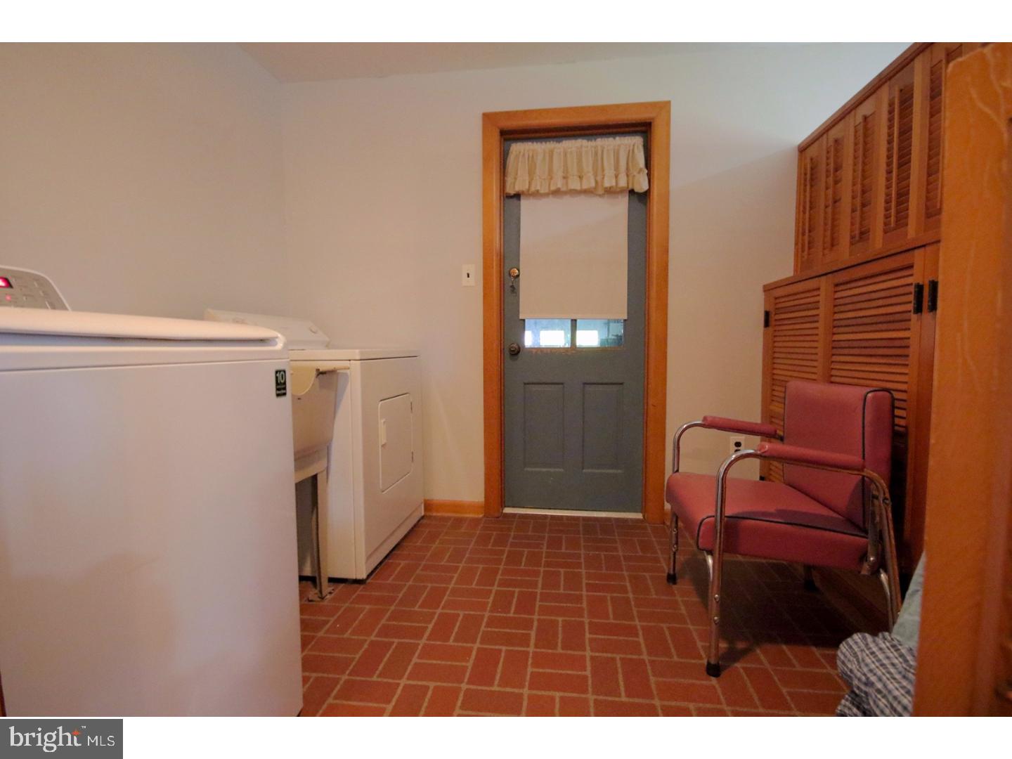124 County House Road Sewell, NJ 08080 - Photo 11 of 23 Gallery Image 11
