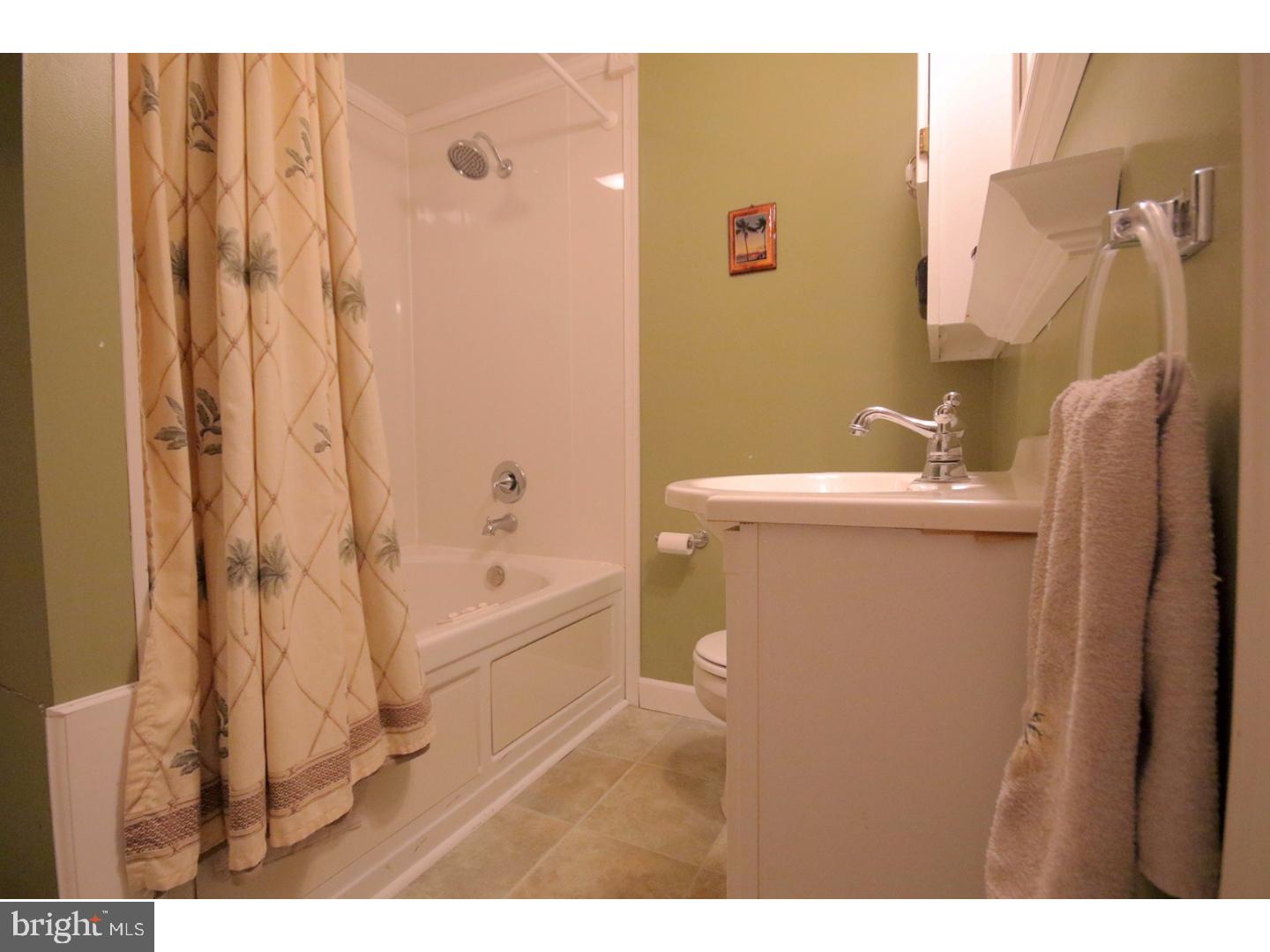 124 County House Road Sewell, NJ 08080 - Photo 12 of 23 Gallery Image 12