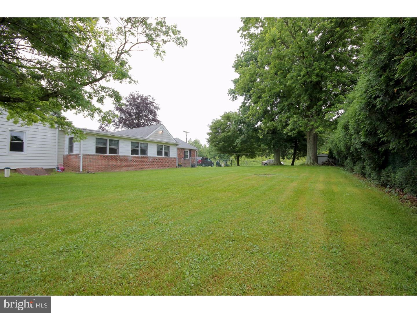 124 County House Road Sewell, NJ 08080 - Photo 16 of 23 Gallery Image 16