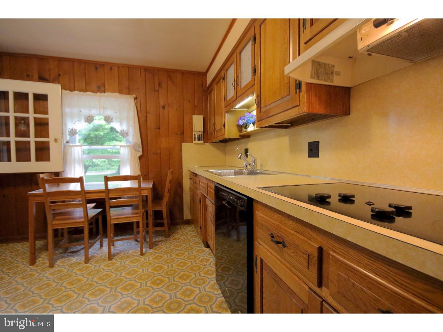 124 County House Road Sewell, NJ 08080 - Photo 17 of 23 Gallery Image 17