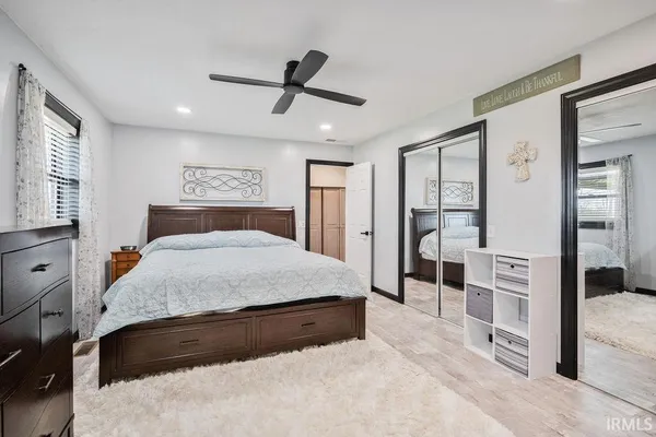 $259,900 | 9612 South St Road, Amboy, IN 46911