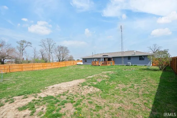 $259,900 | 9612 South St Road, Amboy, IN 46911