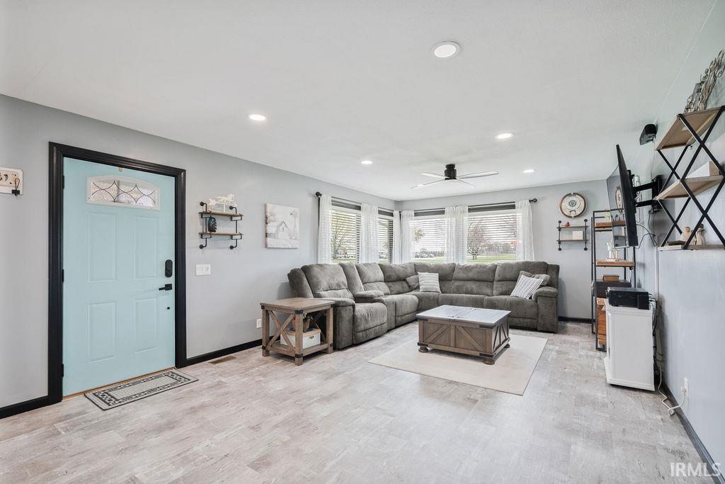 9612 South St Road Amboy, IN 46911 - Photo 5 of 28