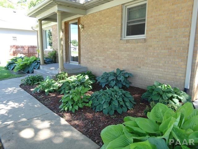 308 West Main Street Yates City, IL 61572 - Photo 3 of 22