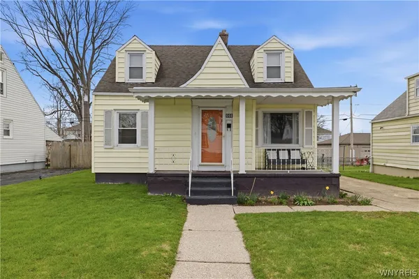 $159,900 | 668 77th Street, Niagara Falls, NY 14304