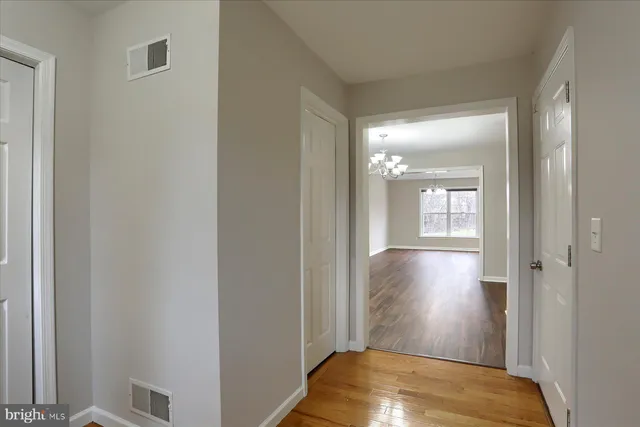 $338,500 | 33 Carousel Circle, Hershey, PA 17033