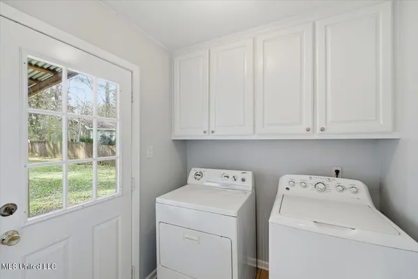 $209,900 | 1214 Pineview Drive, Clinton, MS 39056