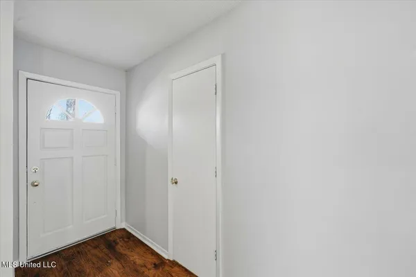 $209,900 | 1214 Pineview Drive, Clinton, MS 39056