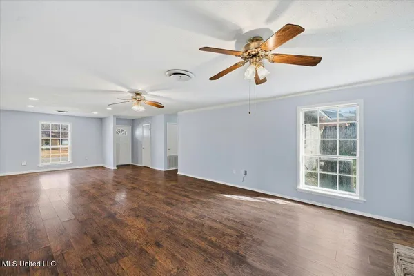 $209,900 | 1214 Pineview Drive, Clinton, MS 39056