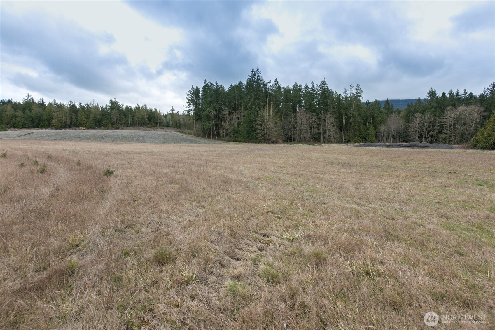1 Highway 101 Sequim, WA 98382 - Photo 15 of 20 a view of an outdoor space and a yard