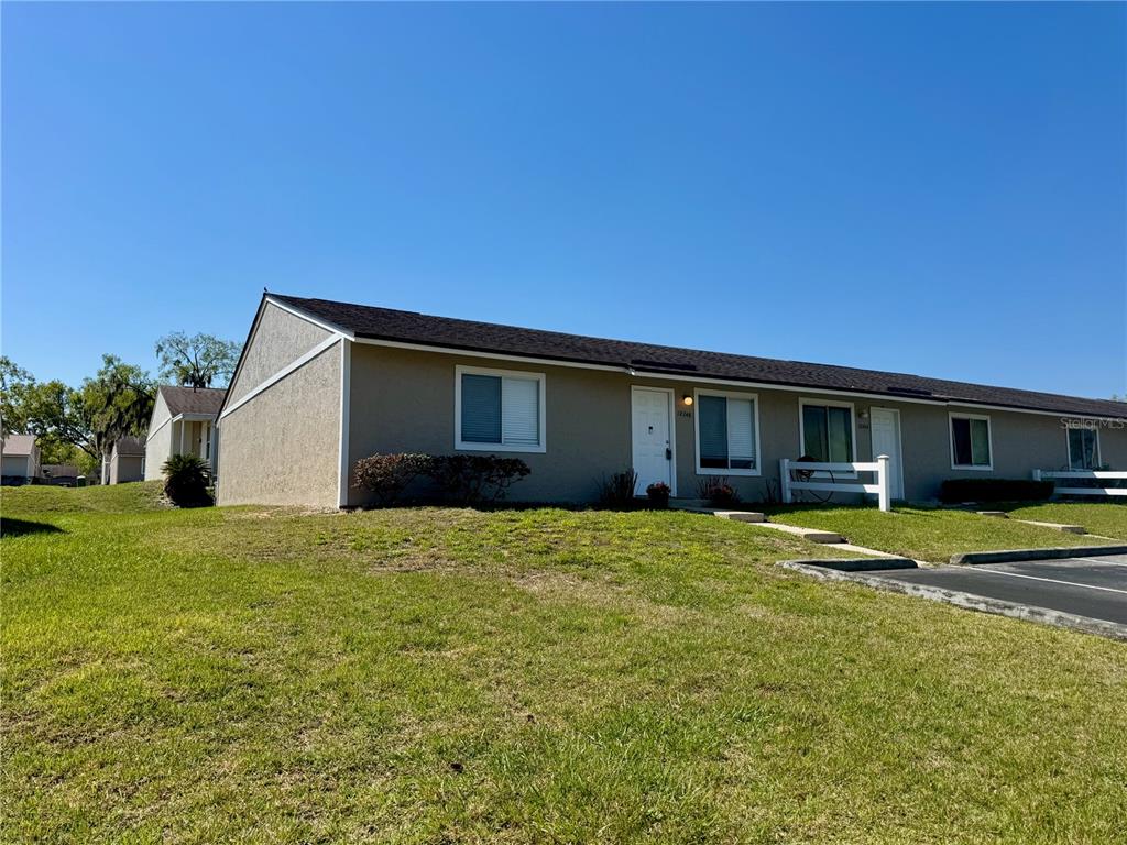 12248 Tavares Ridge Circle Tavares, FL 32778 - Photo 4 of 30