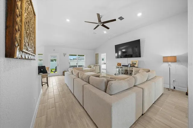 $385,000 | 5890 Southwest 83rd Street, Ocala, FL 34476