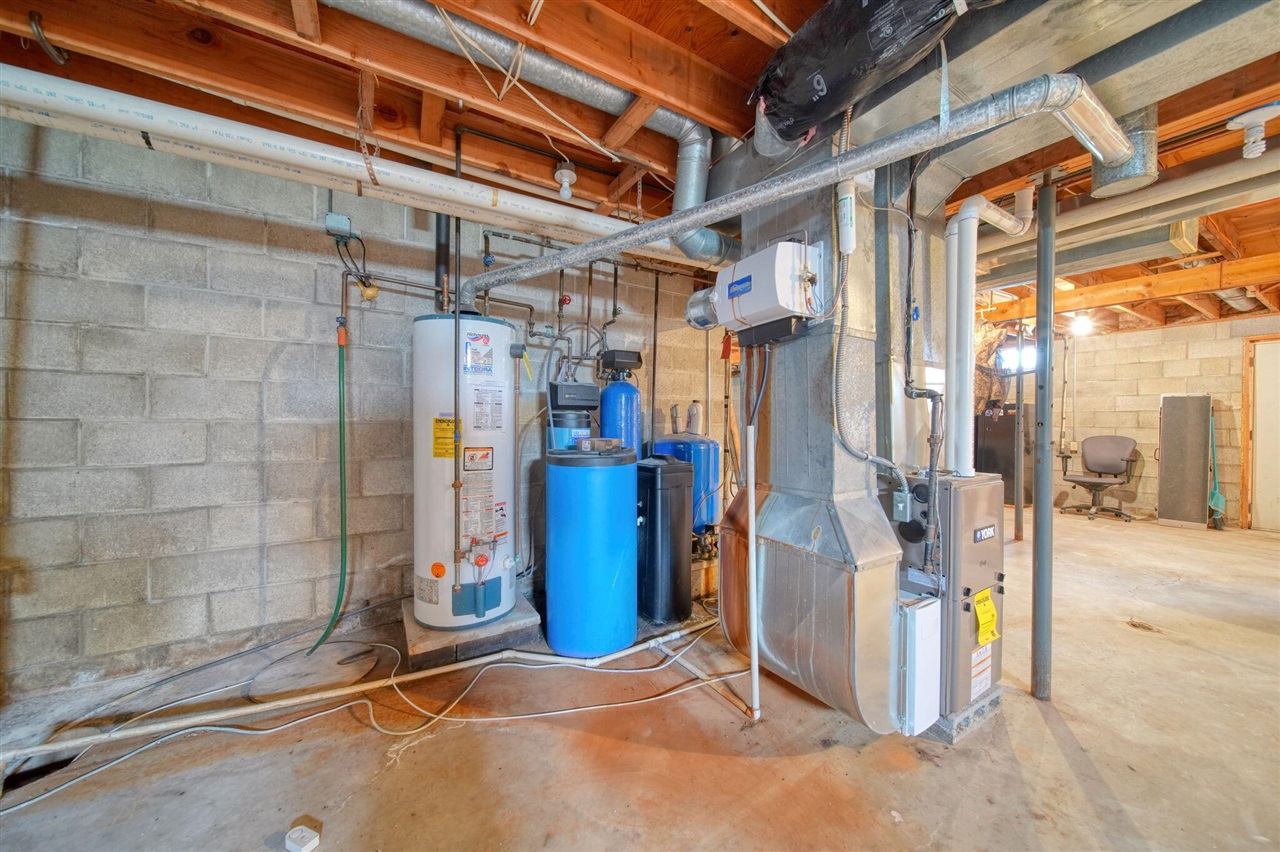 755 South Smith Road Eaton Rapids, MI 48827 - Photo 41 of 79