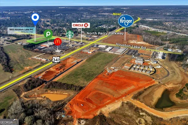 view of a tennis court