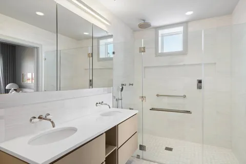 $3,700,000 | 21 West Water Street, Sag Harbor, NY 11963