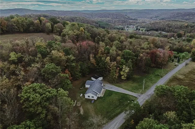 $239,000 | 293 Hillcrest Street, Northern Cambria, PA 15714